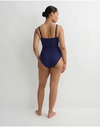 BONDI BORN - Raya One Piece