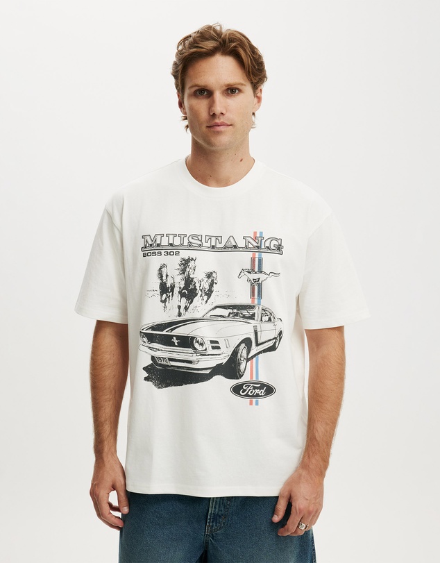 Cotton On - Everyday Fit License T-Shirt