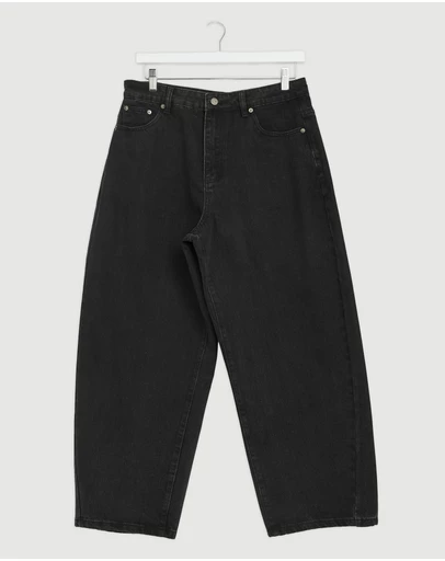 Revibe - Repaired Calli Cassidy High Rise Barrel Leg Jeans - AU 14