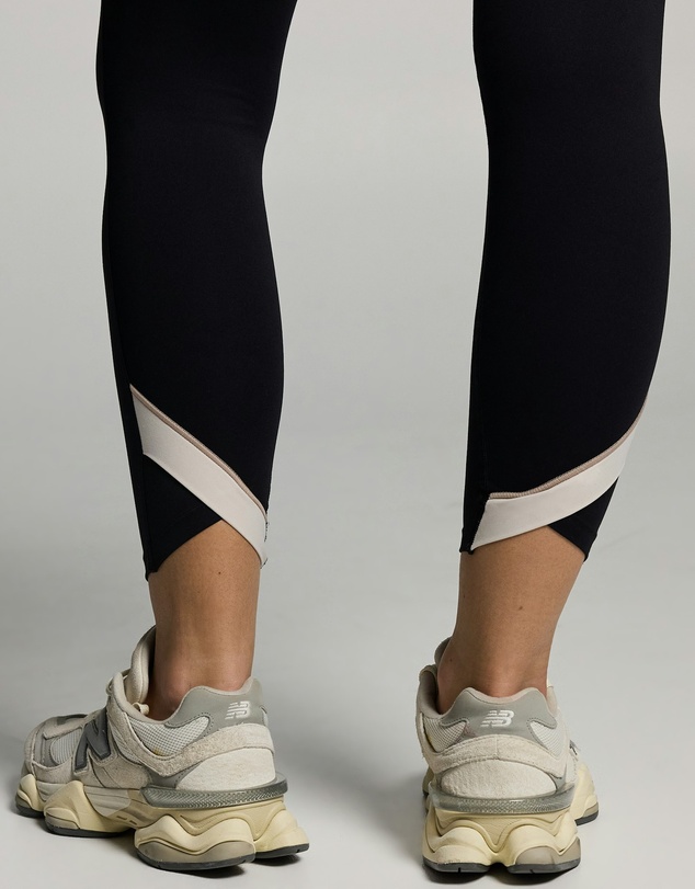 Rockwear - Blocked Pocket Ankle Grazer Tights