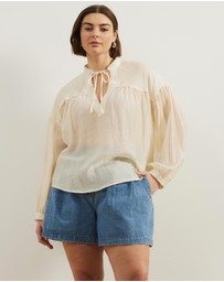 Atmos&Here Curvy - Sigrid Crinkle Blouse
