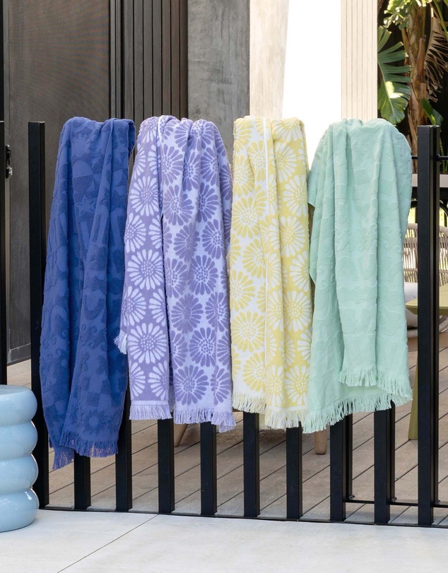 Bambury - Daisy HiLo Beach Towel