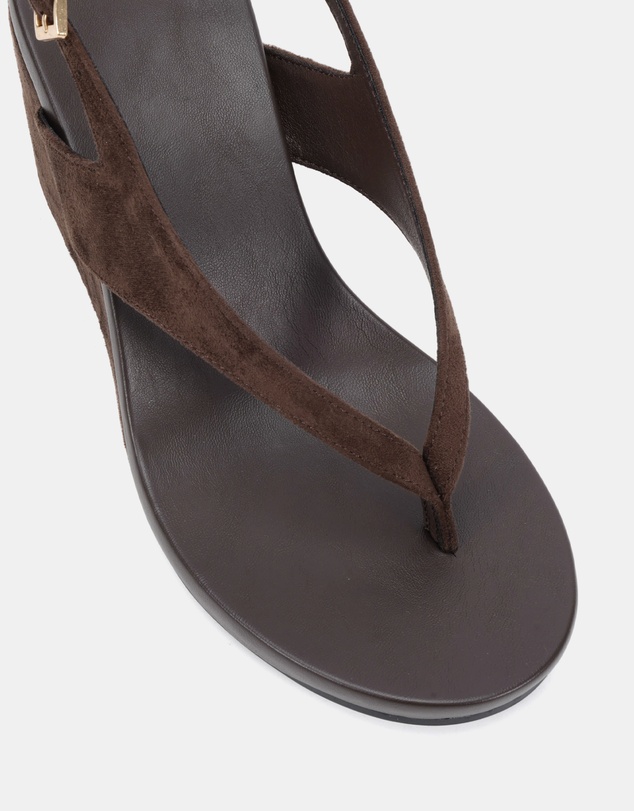 Novo - Young Wedges