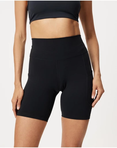 Nike - One High-Waisted 8