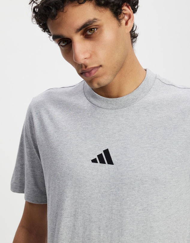 adidas Sportswear - Essentials Small Logo Single Jersey T-Shirt