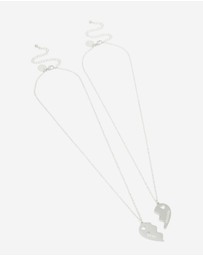 Lovisa - Waterproof Stainless Steel Best Friends Heart Necklaces 2-Pack