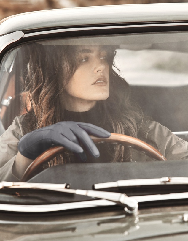 DENTS - Elizabeth Signature Silk Lined Leather Gloves