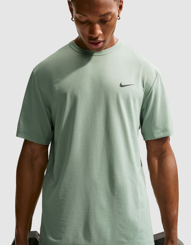 Nike - Hyverse Men's Dri FIT UV Short-Sleeve Versatile Top
