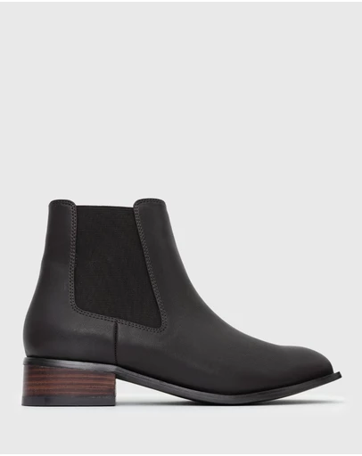Betts - Wider Fit Edison Chelsea Boots