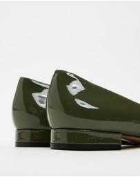 Nina Armando - Luiza II Flats