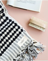 Miss April - Pompom Bath Towel