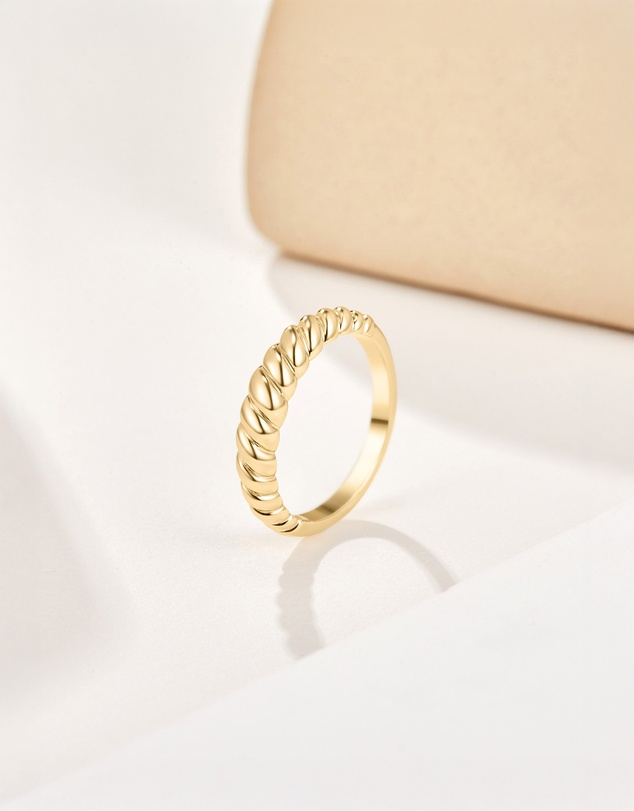 Mestige - Croissant Ring - 18K Gold Plated