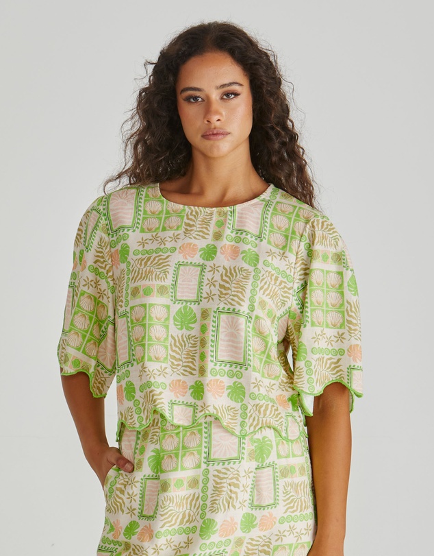 Sass - Emmett Shell Scallop Top