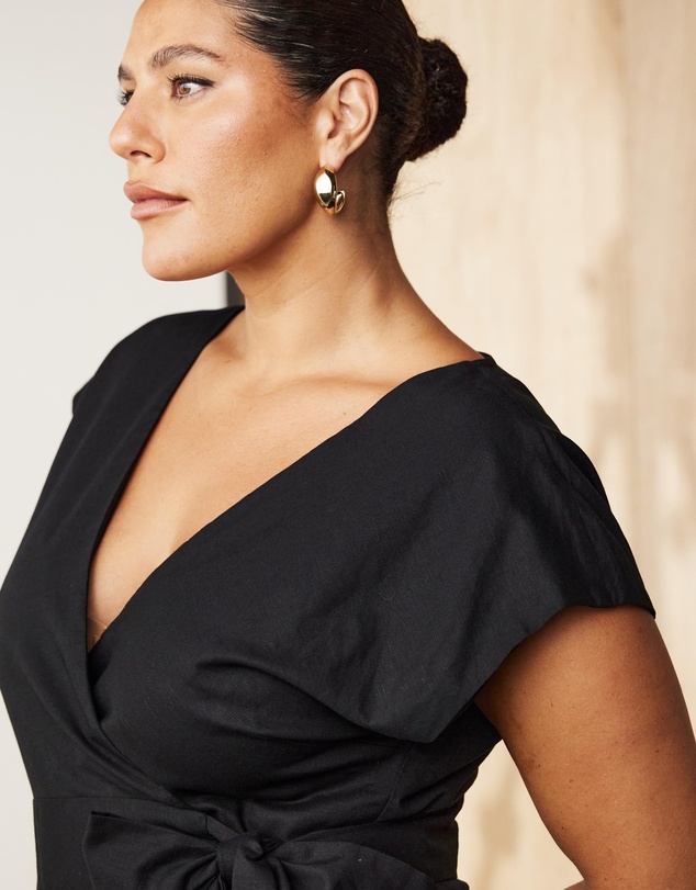 Atmos&Here Curvy - Lou Linen Blend Wrap Maxi Dress