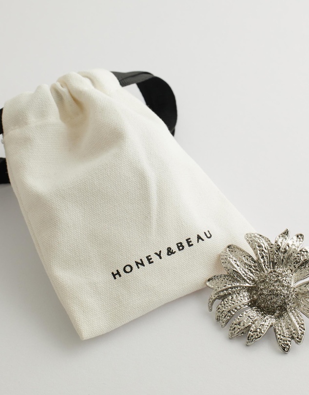 Honey and Beau - Sunflower Earring