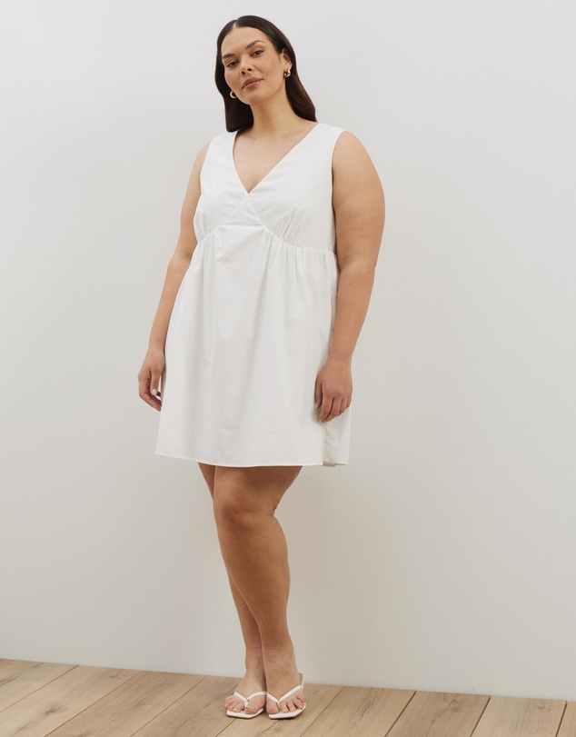 Atmos&Here Curvy - Louisa V-Neck Mini Dress