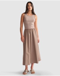 Decjuba - D-Luxe Rib Spliced Midi Dress