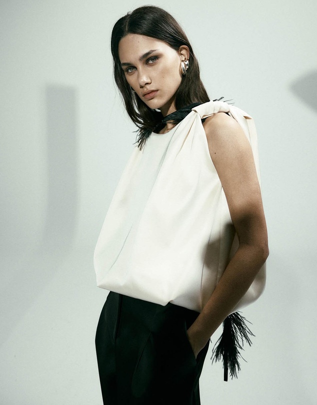 Harris Tapper - Knot Top