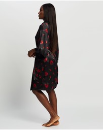 Sainted Sisters - Scarlett Silk Kimono