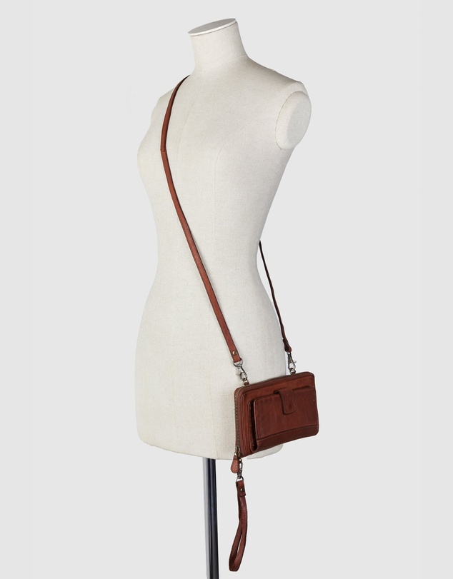Evity - Ari Crossbody Bag