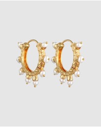 Haze & Glory - ICONIC EXCLUSIVE - Earrings Sun of Pearl Huggie 925 Sterling Silver Gold-Plated