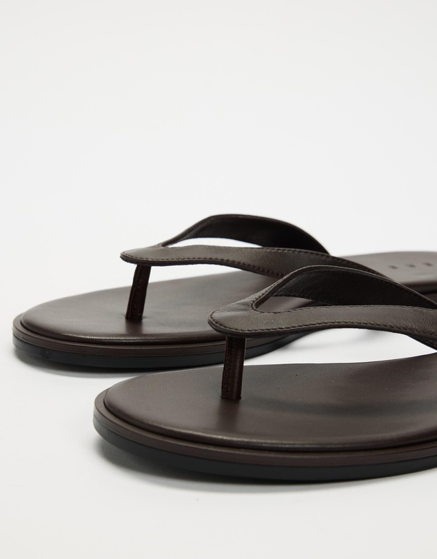 AERE - Round Toe Leather Thongs - Women's