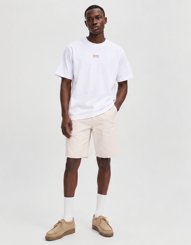 Jack & Jones - Jcoclub Small Badge SS Crew Neck Tee