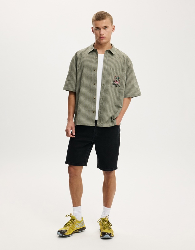 Cotton On - Loose Straight Denim Short