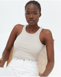 Style Addict - Jamie Tank