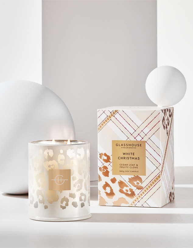 Glasshouse Fragrances - White Christmas 380g Soy Candle