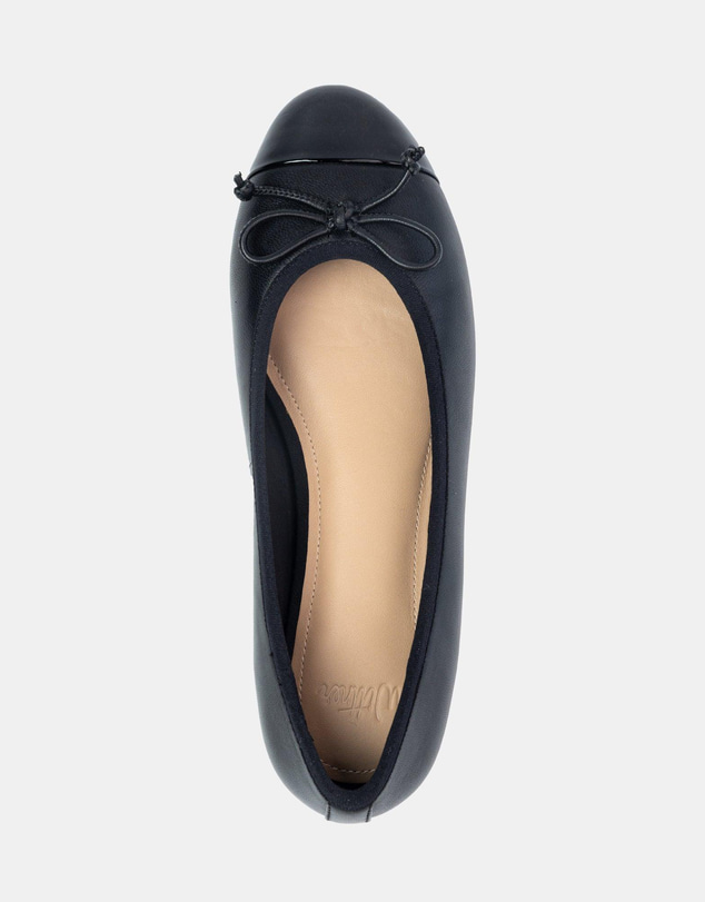 Wittner - Avah Black Leather