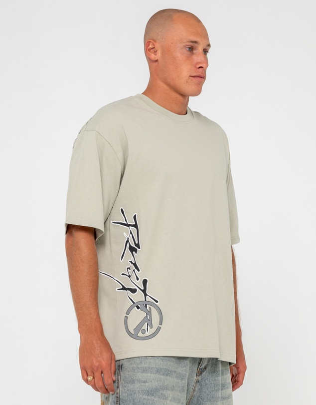 Rusty - Spraya Graphic Tee