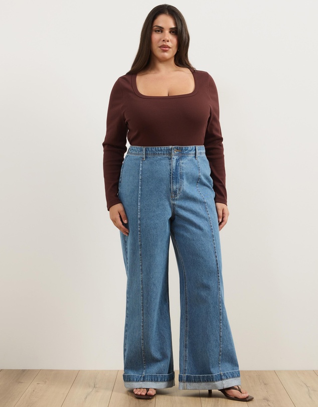 Atmos&Here Curvy - Organic Cotton Rib Scoop Neck Top