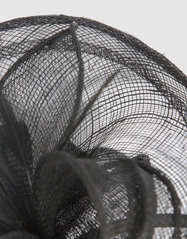 Max Alexander - Black Sinamay Racing Fascinator
