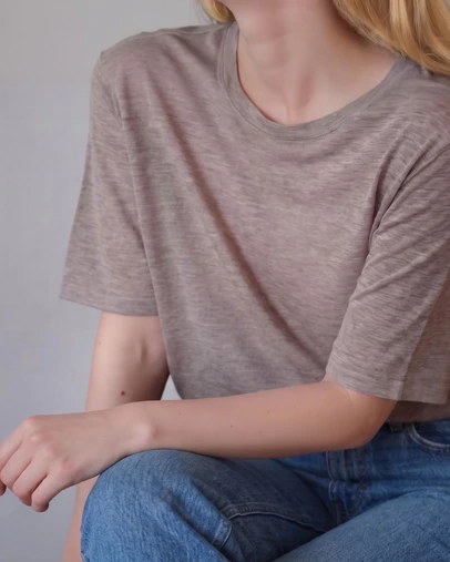 SILK MAGNOLIA - Merino Wool T-shirt