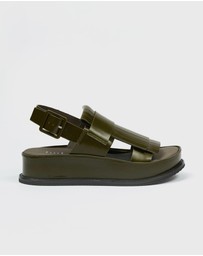 bul - Ha Sandal