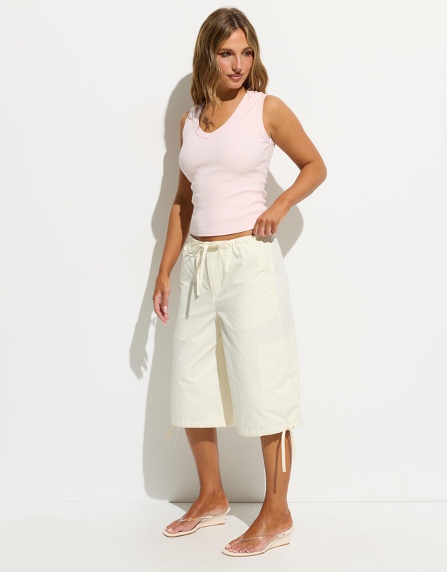 Dazie - Sadie V Neck Ribbed Tank