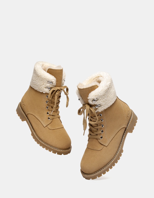 EVERAU - Australian Shepherd Ugg Mina Cow Suede Upper Martens