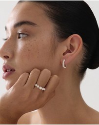 Najo - Mermaid Silver Pearl Earring