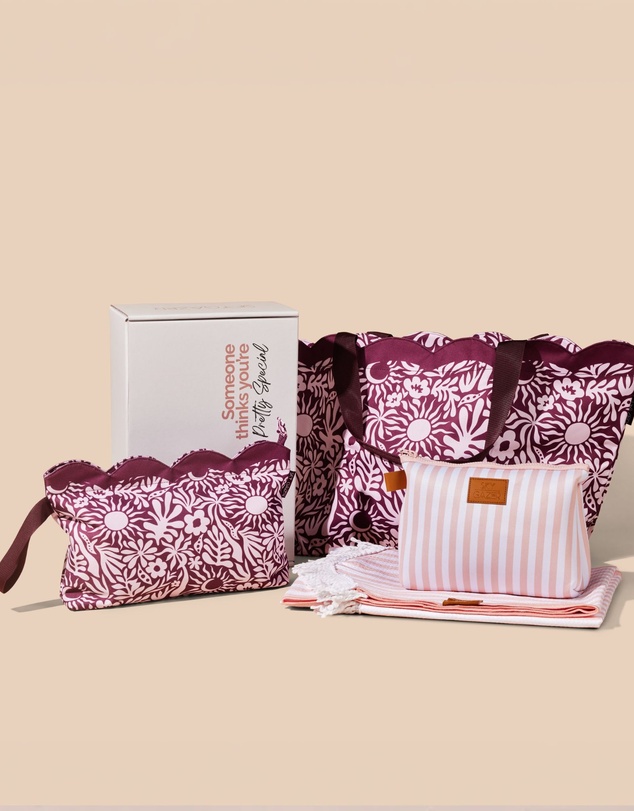 Sky Gazer - Beach Lover's Gift Box Hamper- Berry Sunrise