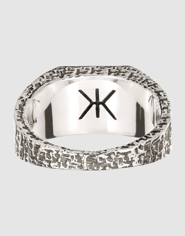 Kuzzoi - ICONIC EXCLUSIVE - Oxidized 925 Silver Ring with Hexagonal Black Enamel Inlay