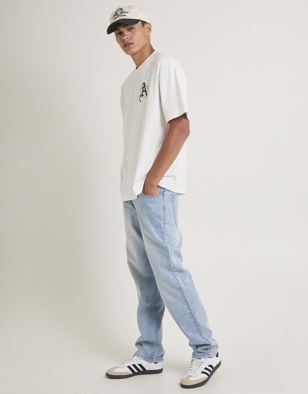 Arvust - House Of Wellness T-Shirt