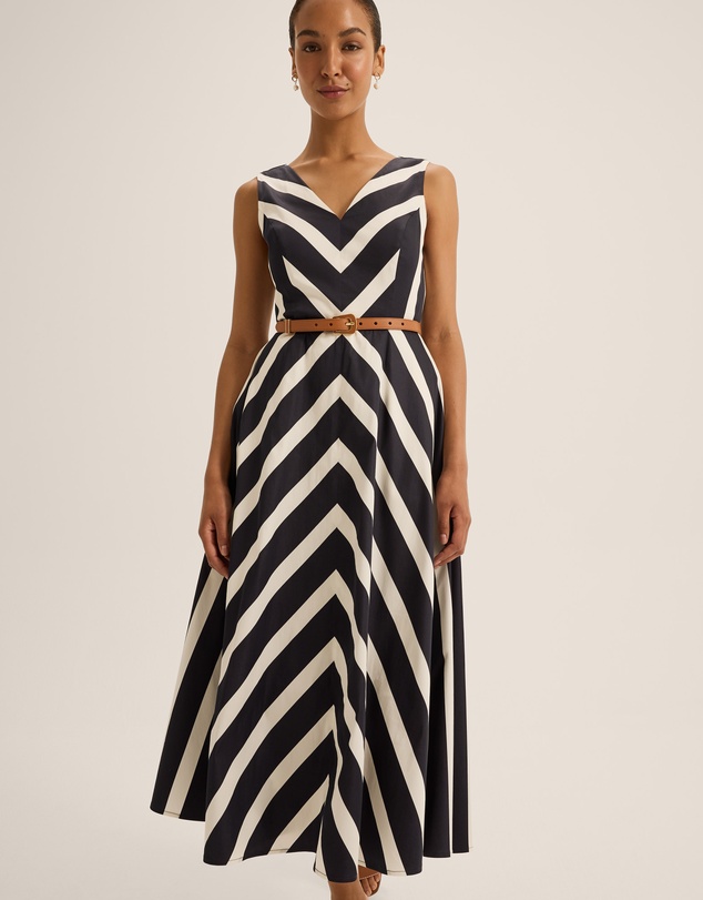 Review - Umbrella Chevron Midi Dress