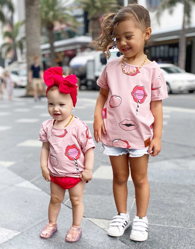 OOVY - Pink Pout Tee