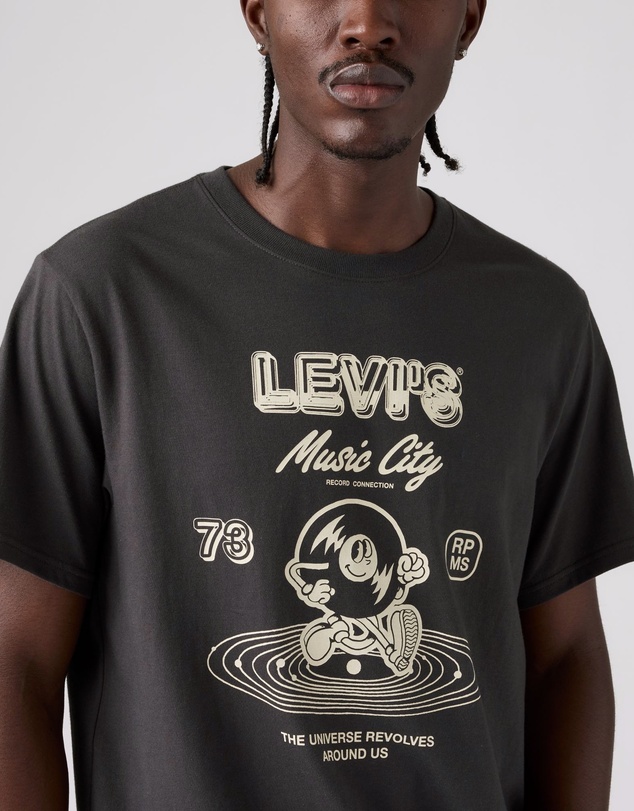 Levi's - Short Sleeve Relaxed Fit Tee