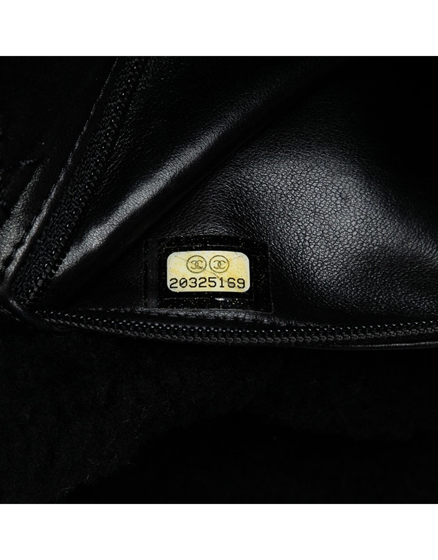 Pre-Loved by Azura Reborn - Pre-Loved Medium Shearling Pearl Studded Flap