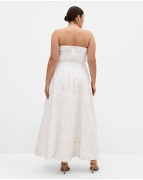 City Chic - Magnetise Strapless Maxi Dress