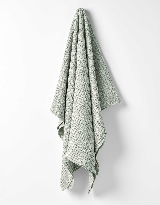 Aura Home - Waffle Throw