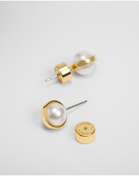 Country Road - Pearl Stud Earring