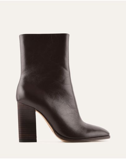 CHOCOLATE LEATHER